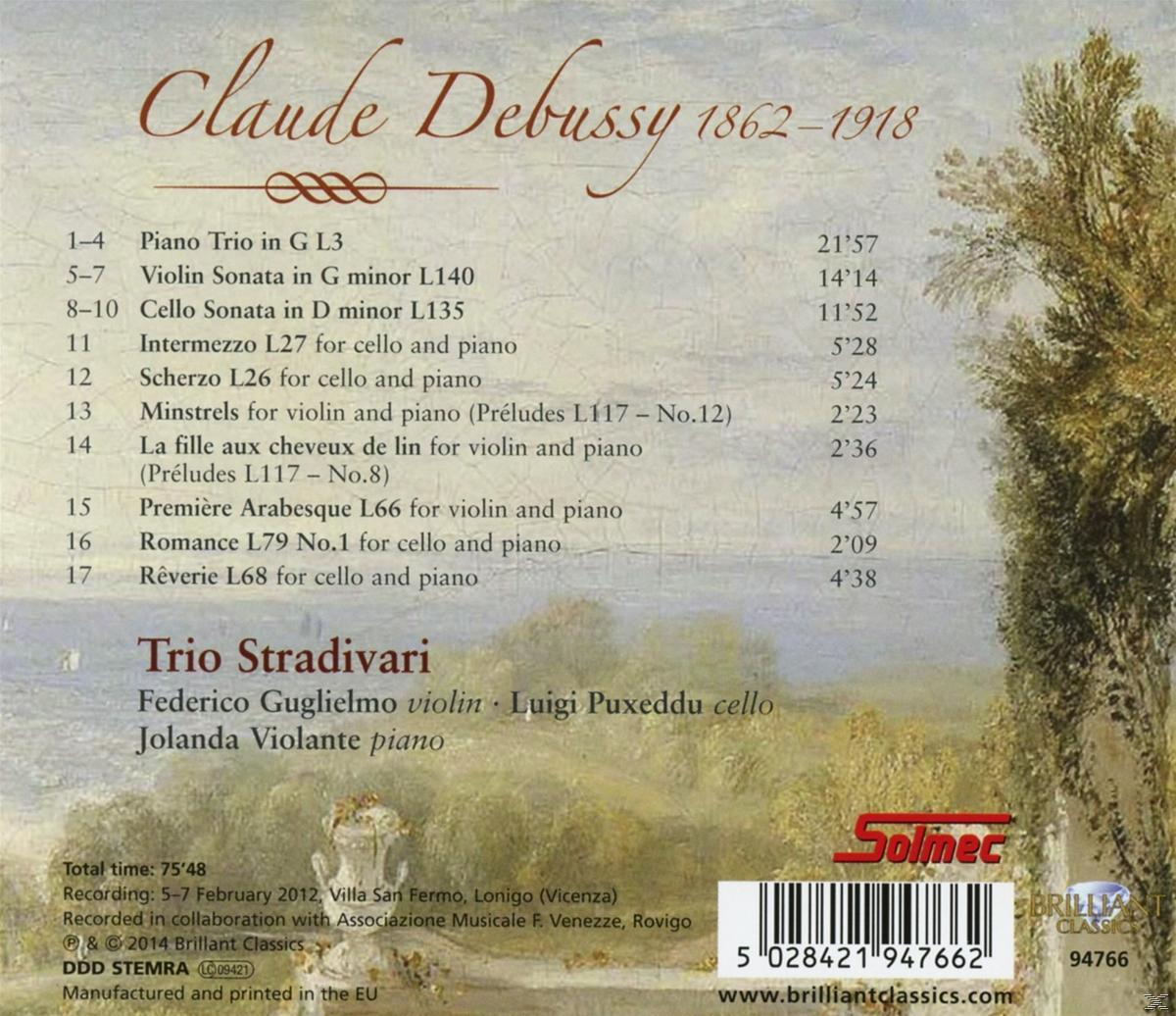 CD-Cover mit dem Titel "Claude Debussy". Liste der Musikstücke und Interpreten. Beiger Hintergrund.