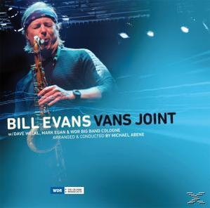 Albumcover: Mann spielt Saxophon, blauer Hintergrund, Text 'Bill Evans Vans Joint'.
