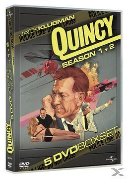 DVD-Cover: Quincy, ein Mann im Anzug mit rotem Hintergrund mit Bildern eines Hubschraubers und von Personen.