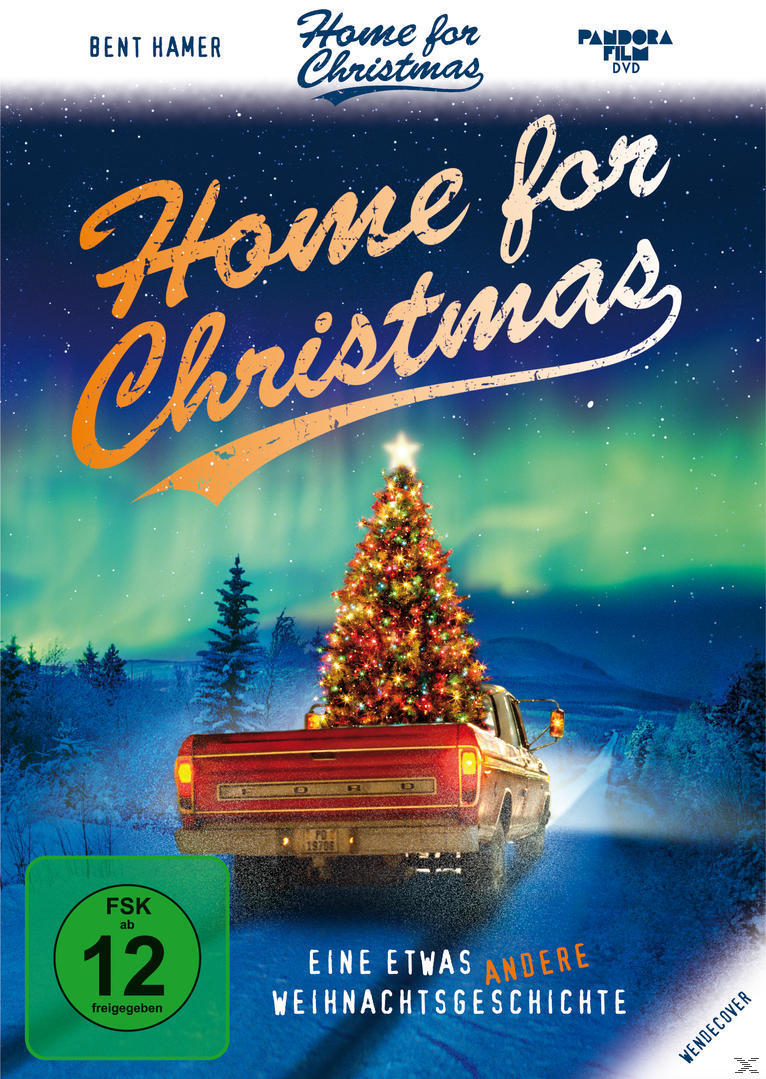 Filmcover mit einem Weihnachtsbaum auf einem Truck und einem verschneiten Hintergrund. Der Text lautet 'Home for Christmas'.