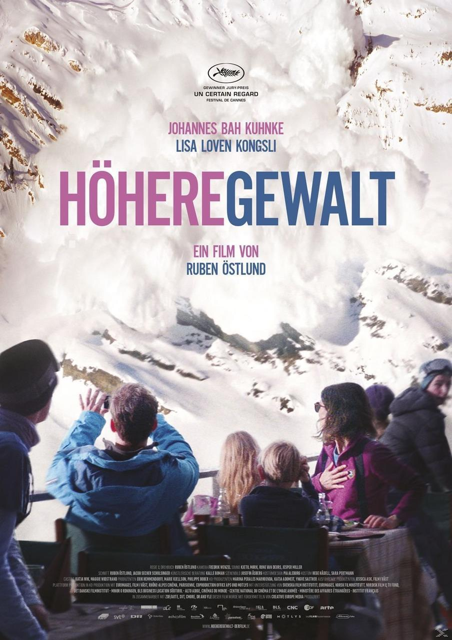 Filmposter mit einem schneebedeckten Berg, Leuten beim Zuschauen und dem Filmtitel.