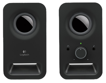 Fekete Logitech számítógépes hangszórók. Az egyik hangerőszabályzóval, a másik sima felülettel.