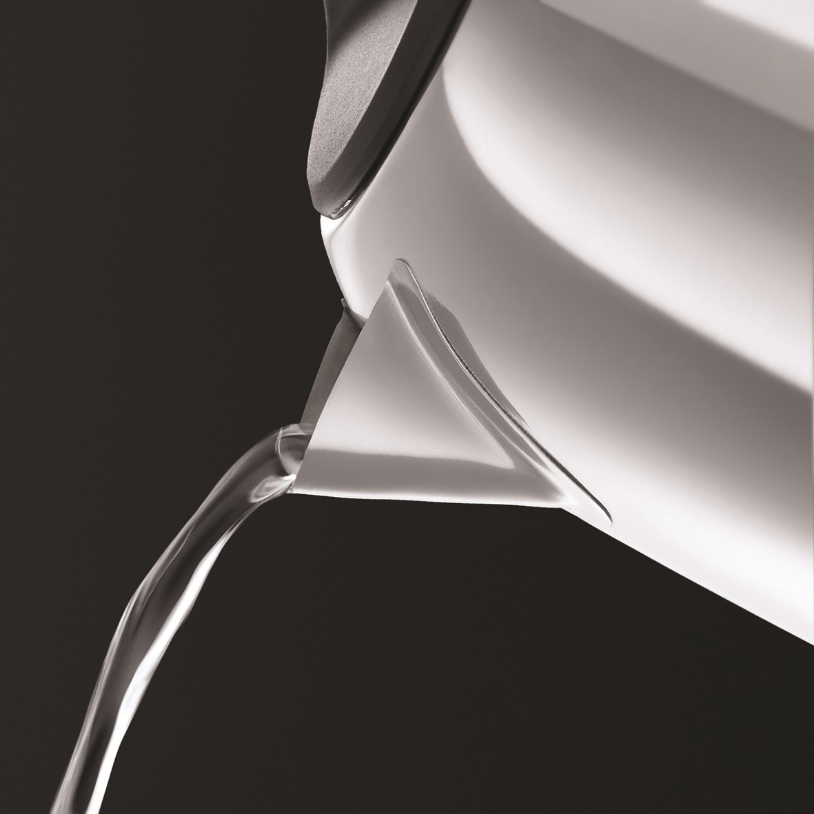 RUSSELL HOBBS 20190-70 Chester Wasserkocher, Edelstahl/Schwarz