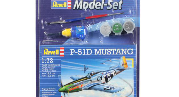 REVELL P-51D Mustang, Grün 64148 Chrom,