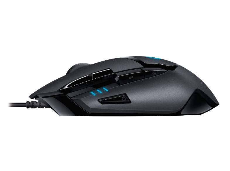 Mavi ışıklı siyah bir oyun faresi. Düğmeleri, kaydırma tekerleği ve bir kablosu var.