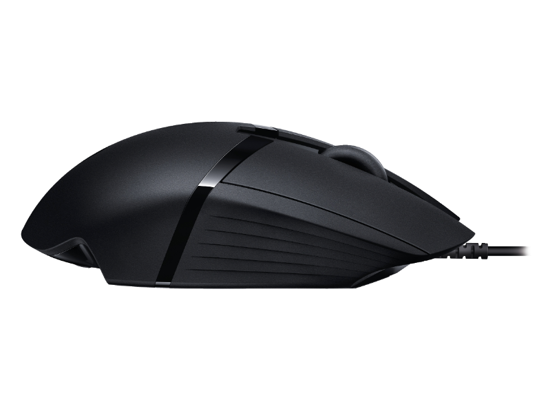 Siyah zemin üzerinde kaydırma tekerleği ve açılı tasarıma sahip siyah bilgisayar faresi.