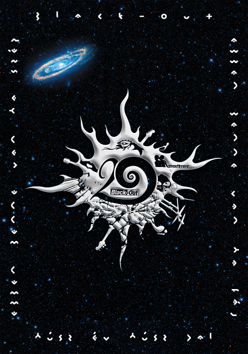Album borító űr témával. Egy fehér design középen, a Black-Out szavakkal. Egy galaxis a bal felső sarokban.