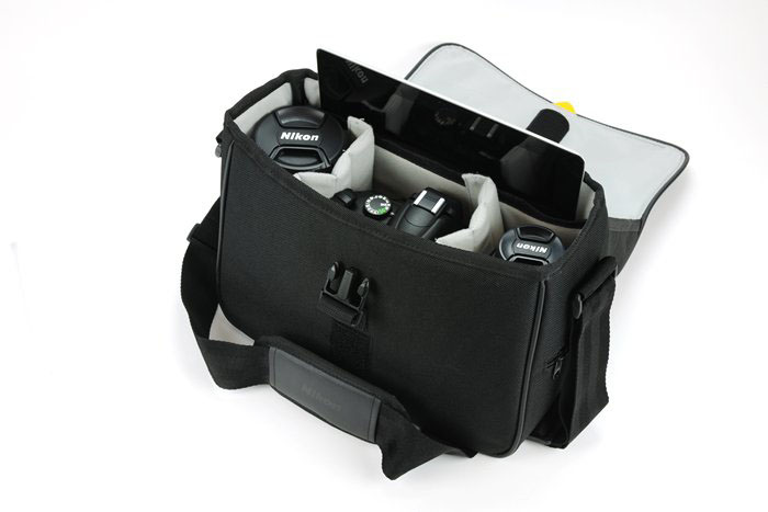 NIKON VAE26001 CF EU08 Tasche, Grau/Schwarz