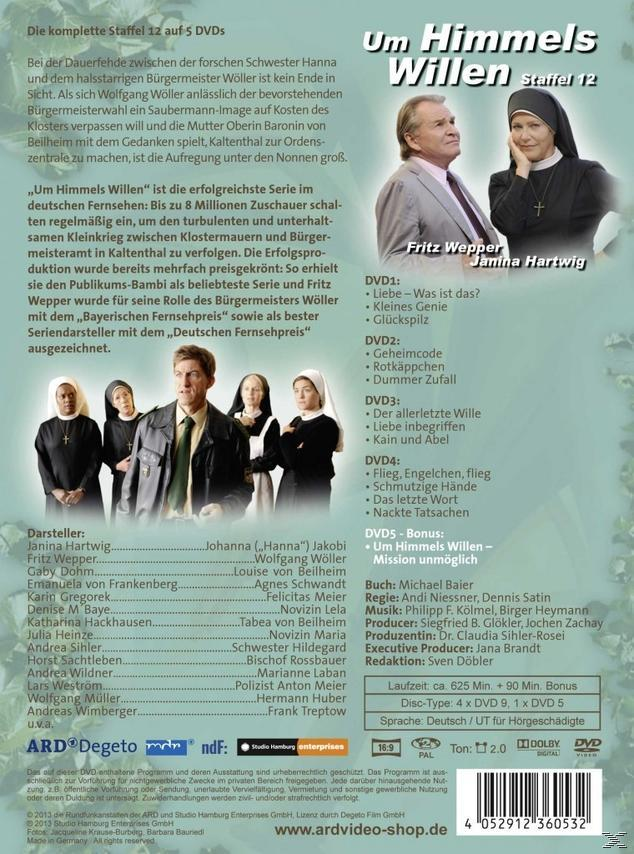 DVD-Cover. Es zeigt die Schauspieler einer Fernsehsendung. Der Titel lautet „Um Himmels Willen“. Der Hintergrund ist grün und blau.