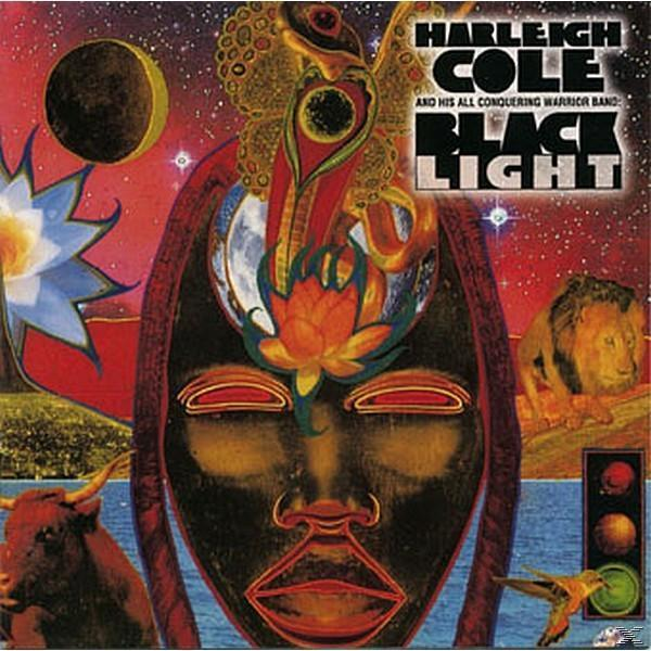 Album borító: egy maszk arccal, a Black Light szavakkal, oroszlánnal és más figurákkal.