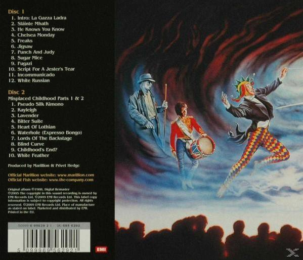 CD-Cover mit einer Bühnenszene und Figuren. Enthält eine Titelliste. Text auf Englisch.
