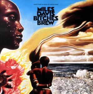 Albumcover. Zwei Figuren am Strand. Text: Miles Davis, Bitches Brew.