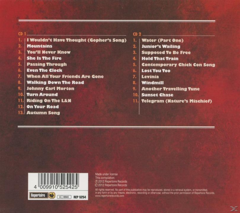 CD-Rückseite mit Titellisten und einem Barcode.