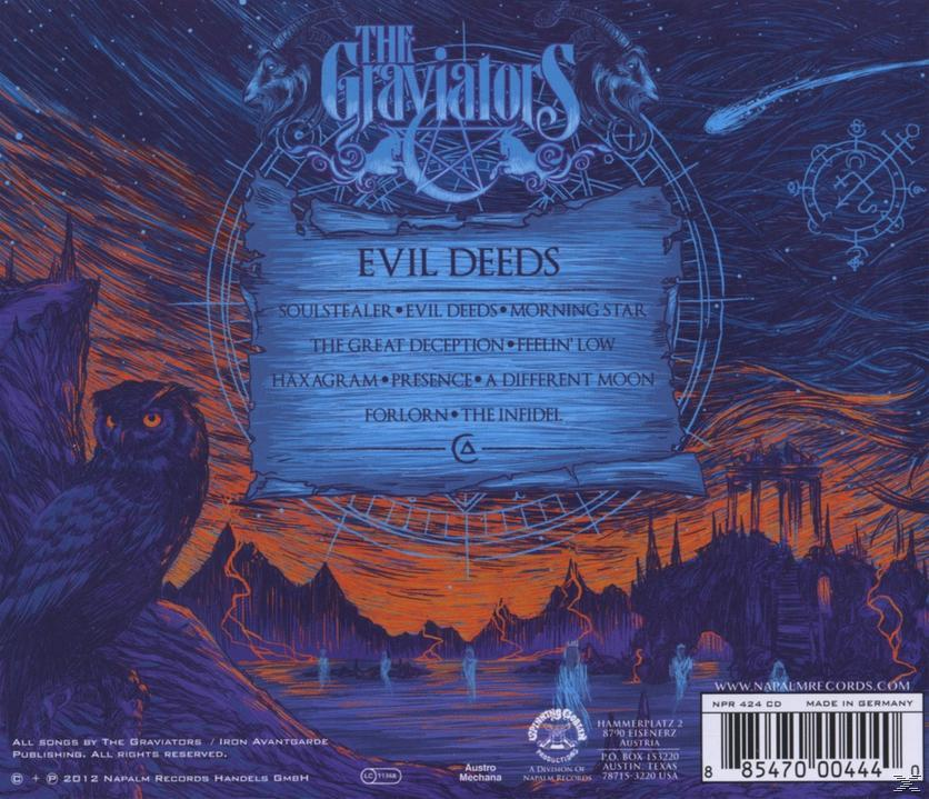 Album-Rückseite mit Trackliste, einer Eulen-Illustration und einem Hintergrund in dunklen Tönen.