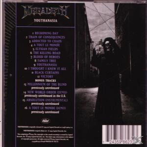 Album-Rückseite mit Titelliste und einer Figur im Flur.
