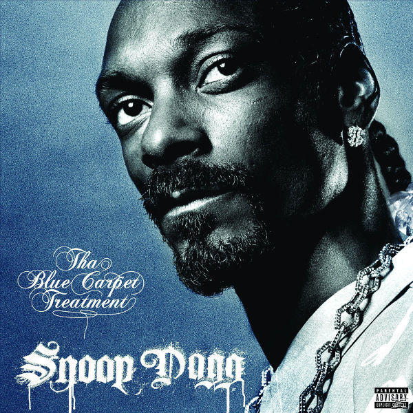 Album cover of Snoop Dogg. Portrait of Snoop Dogg with jewelry and a blue background.