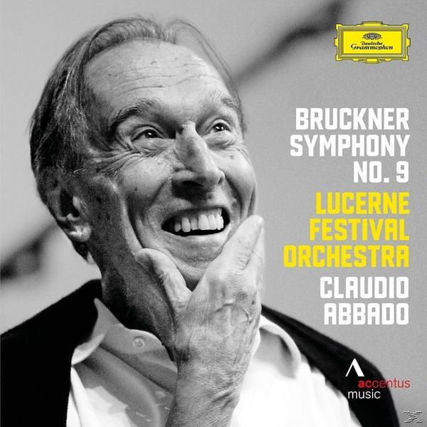 Album borító: Mosolygó férfi, Claudio Abbado, szöveggel 'Bruckner Symphony No. 9', Lucerne Festival Orchestra.