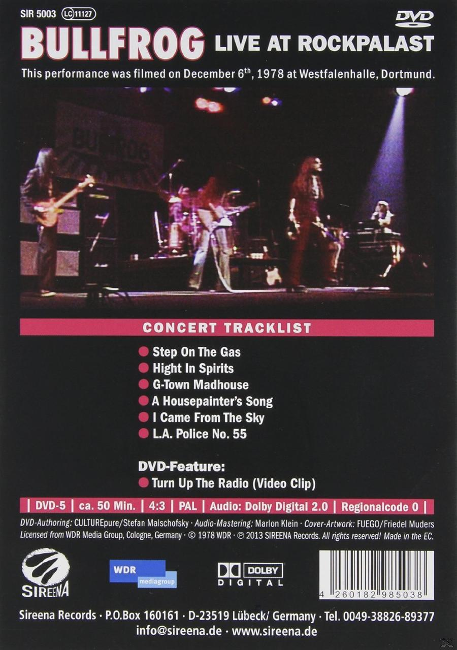 Rückseite einer DVD von einem Konzert von Bullfrog. Die Trackliste, ein Konzertfoto und DVD-Informationen werden angezeigt.