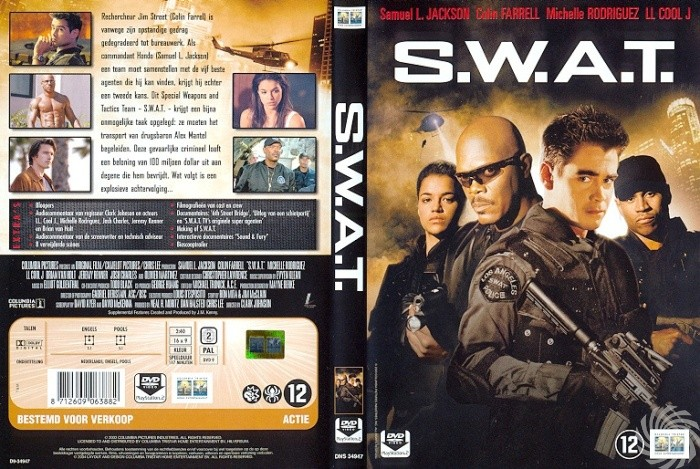 Een filmposter met verschillende mensen. De titel is S.W.A.T. De achtergrond is een stad.