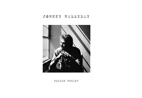 Pochette d'album de Johnny Hallyday: photo en noir et blanc d'un homme près d'une fenêtre.