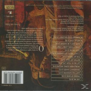 Album-Rückseite mit Titelliste und Text. Zeigt ein Gemälde einer Person. Albumtitel 'O'.