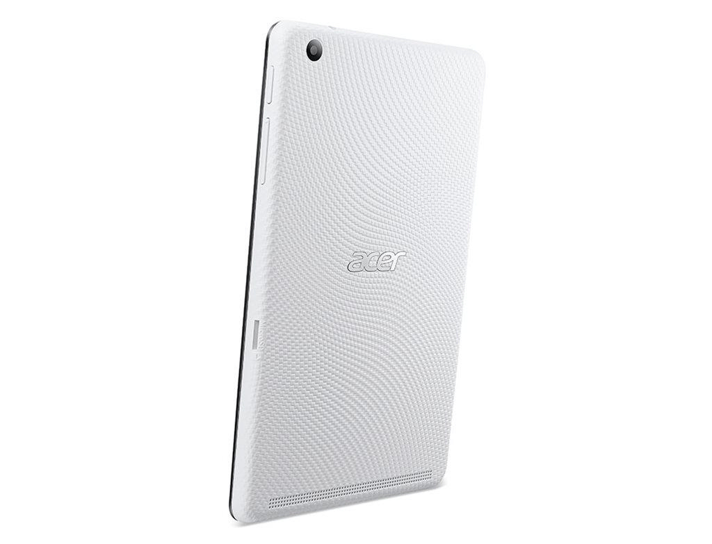 Beyaz bir Acer tablet, arkası kameraya dönük bir açıyla gösteriliyor. Dokulu bir yüzeye sahip.