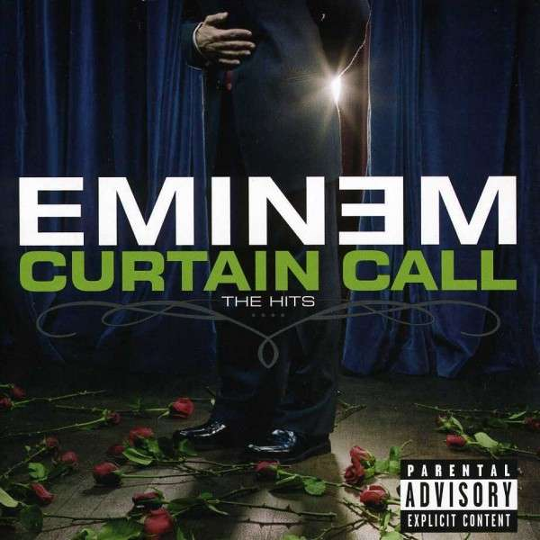 Eminem's 'Curtain Call' cd-hoes, met Eminems benen en het woord 'Eminem'.
