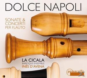 Albumcover mit zwei Blockflöten. Titel: Dolce Napoli, Sonate & Concerti per Flauto. Weißer Hintergrund.
