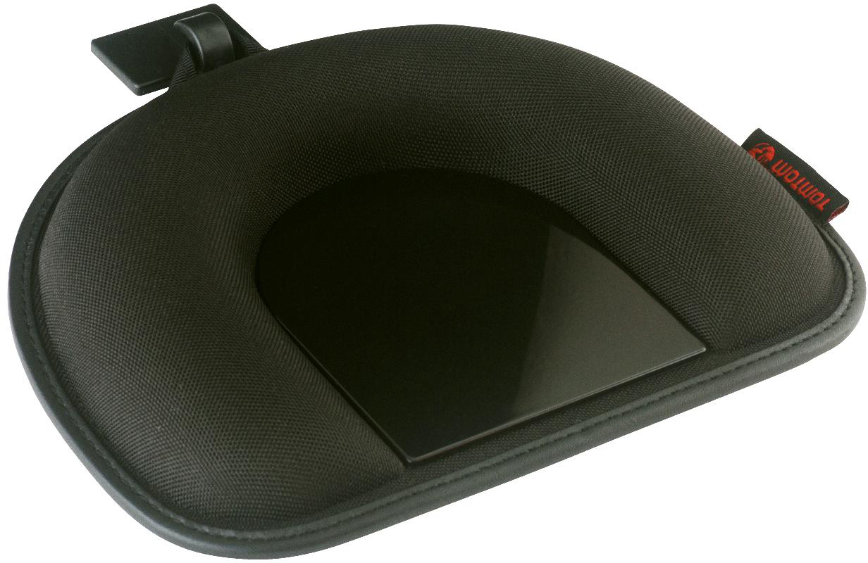 Ein schwarzes TomTom GPS-Zubehör mit einer schwarzen reflektierenden Oberfläche. Es hat ein gebogenes Design.