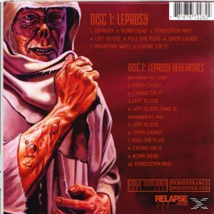 CD-Cover mit einem Mann in einem Gewand. Rote und weiße Farben. Der Hintergrund ist rot.
