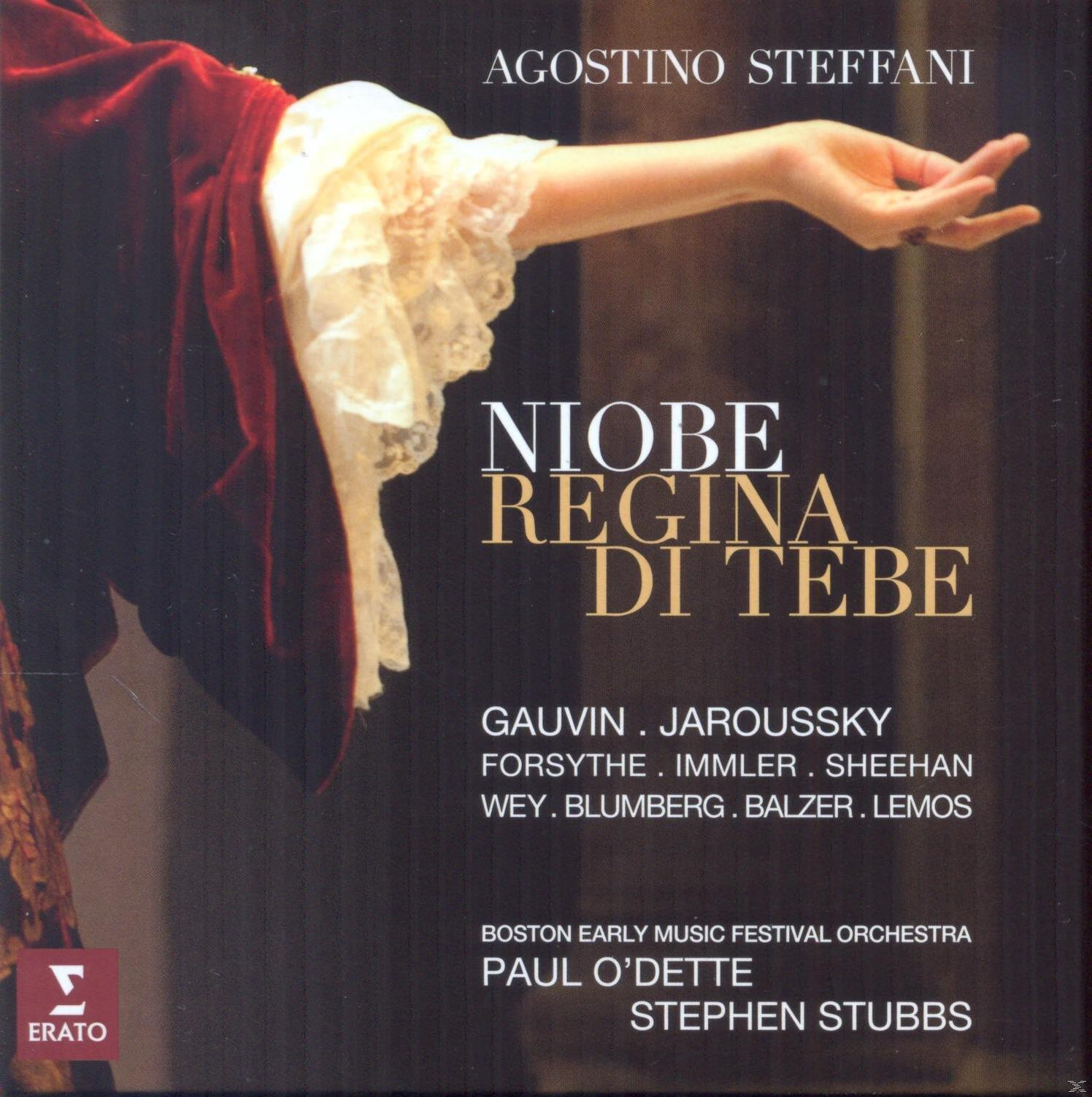 CD-hoes met een arm van een vrouw en de muziektitel 'Niobe Regina Di Tebe'.