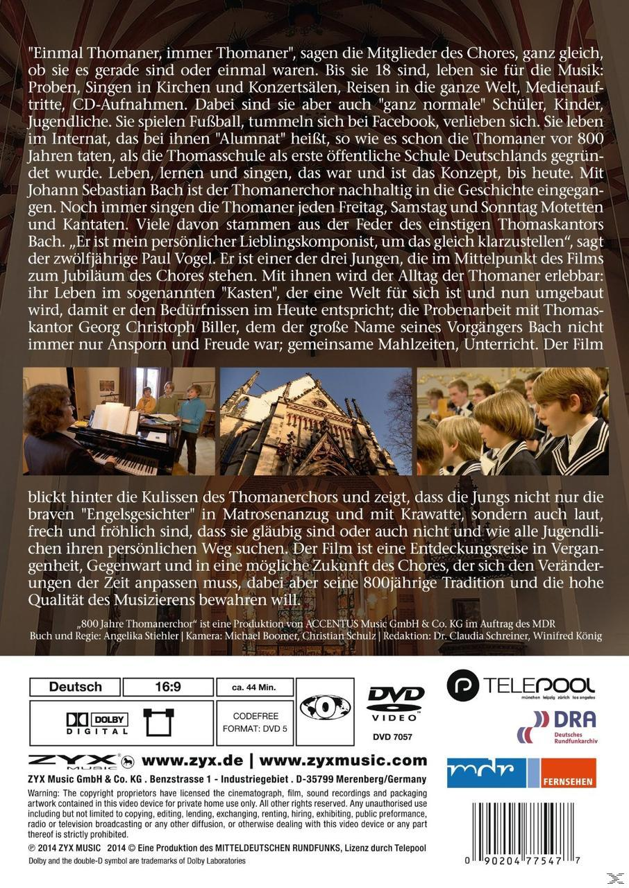 DVD-Cover mit Text und Menschen in einer Konzerthalle.