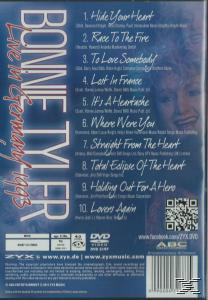 DVD-Cover mit einem Bild einer Frau und einer Titelliste.