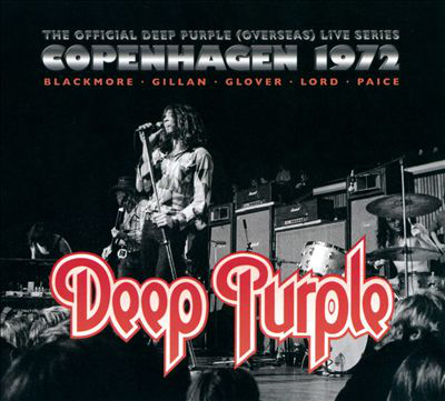Deep Purple élő album borítója, a zenekar a színpadon játszik.
