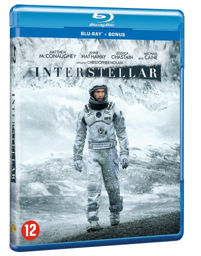 Boîtier Blu-ray de 'Interstellar' avec un homme en combinaison spatiale et paysage enneigé.