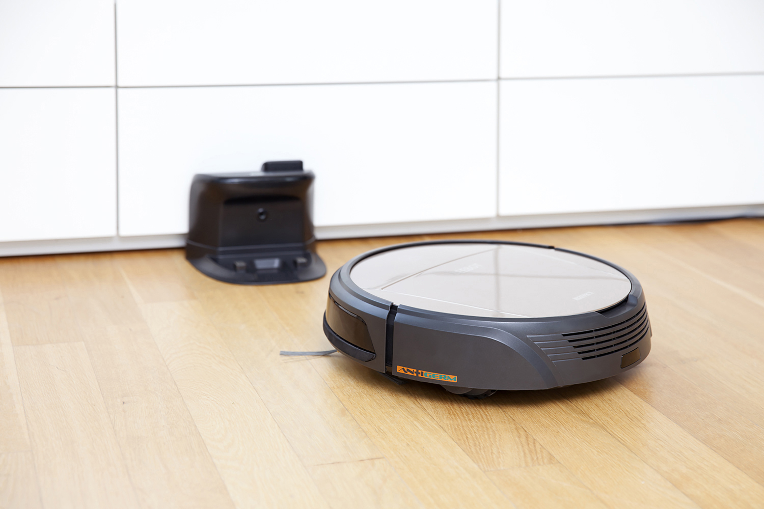 ECOVACS D83 DEEBOT Saugroboter