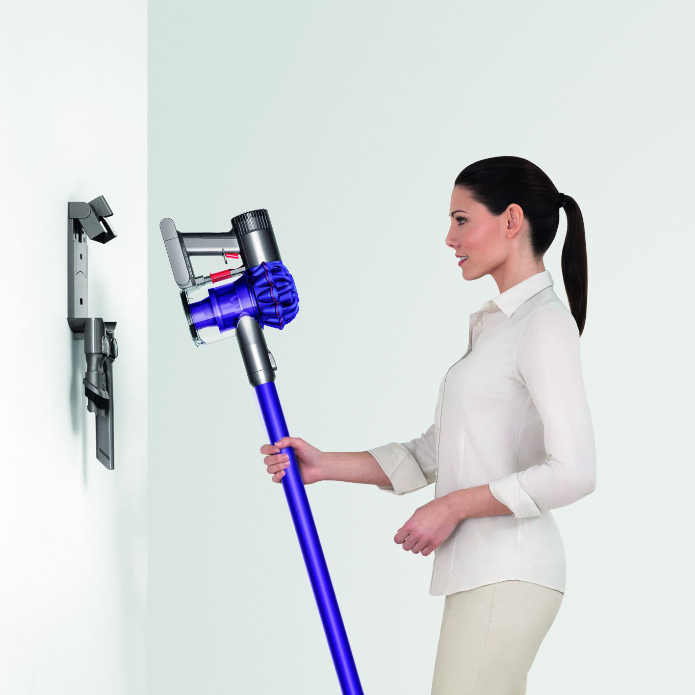 DYSON 210672-01 v6 Animalpro Stielsauger, Akkubetrieb, 350 Watt