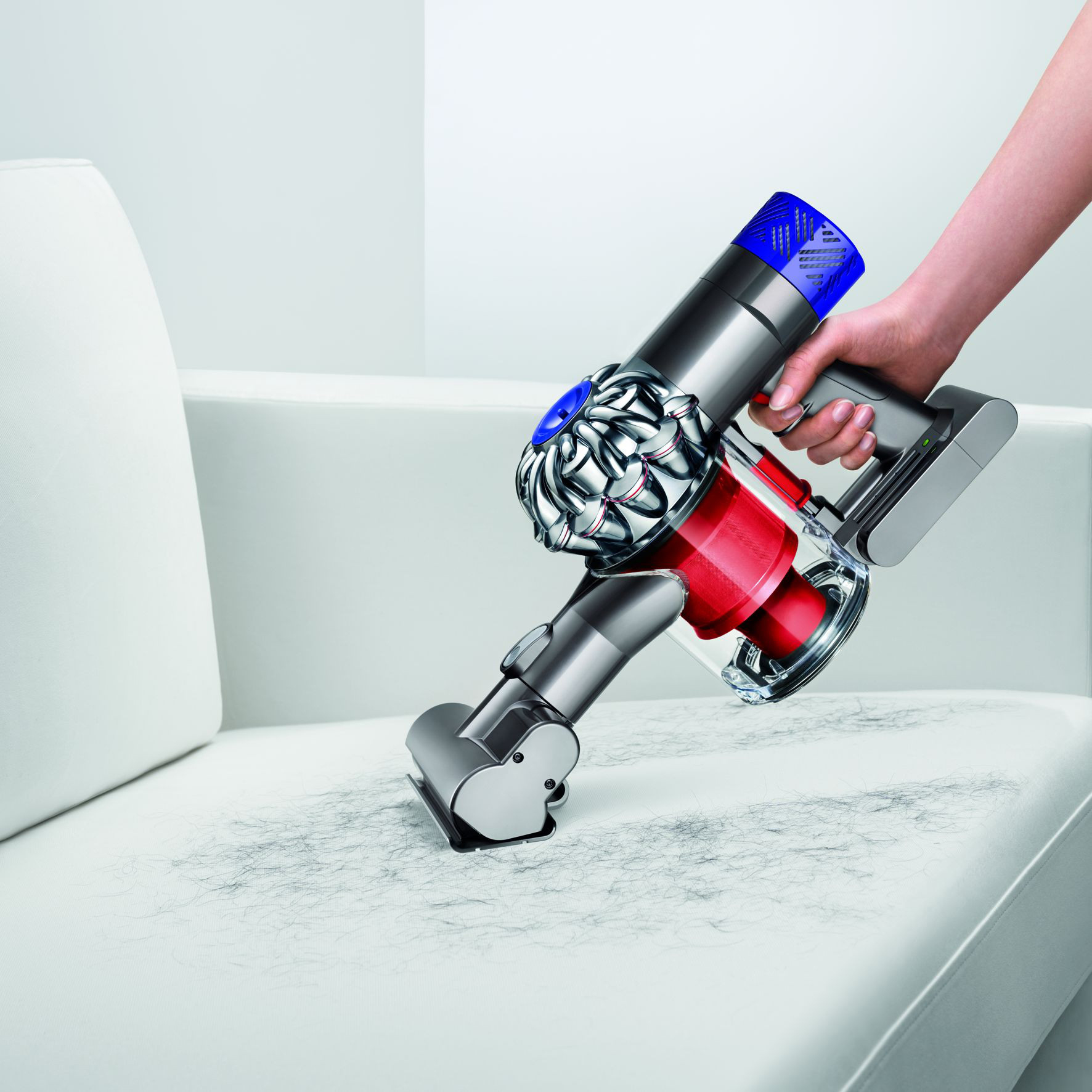 DYSON 211979-01 v6 Total Clean Stielsauger, Akkubetrieb, 350 Watt