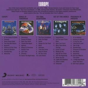 Albumcover für Europe mit fünf Albumcovern und Titellisten. Lila Hintergrund.