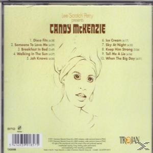 CD-Cover mit dem Kopf einer Frau und Songtiteln.