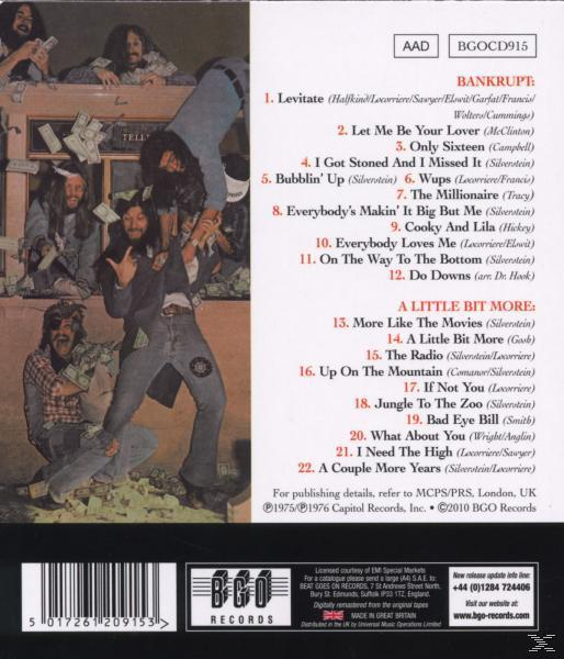 Albumcover mit einer Gruppe von Männern, umgeben von Geld, und einer Titelliste.