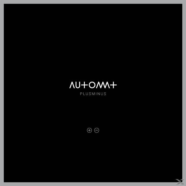Schwarzes Albumcover mit weißem Text und Plus/Minus-Symbolen.