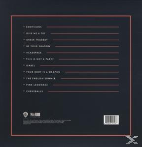Albumcover mit dunklem Hintergrund und Titelliste in rosa Text.