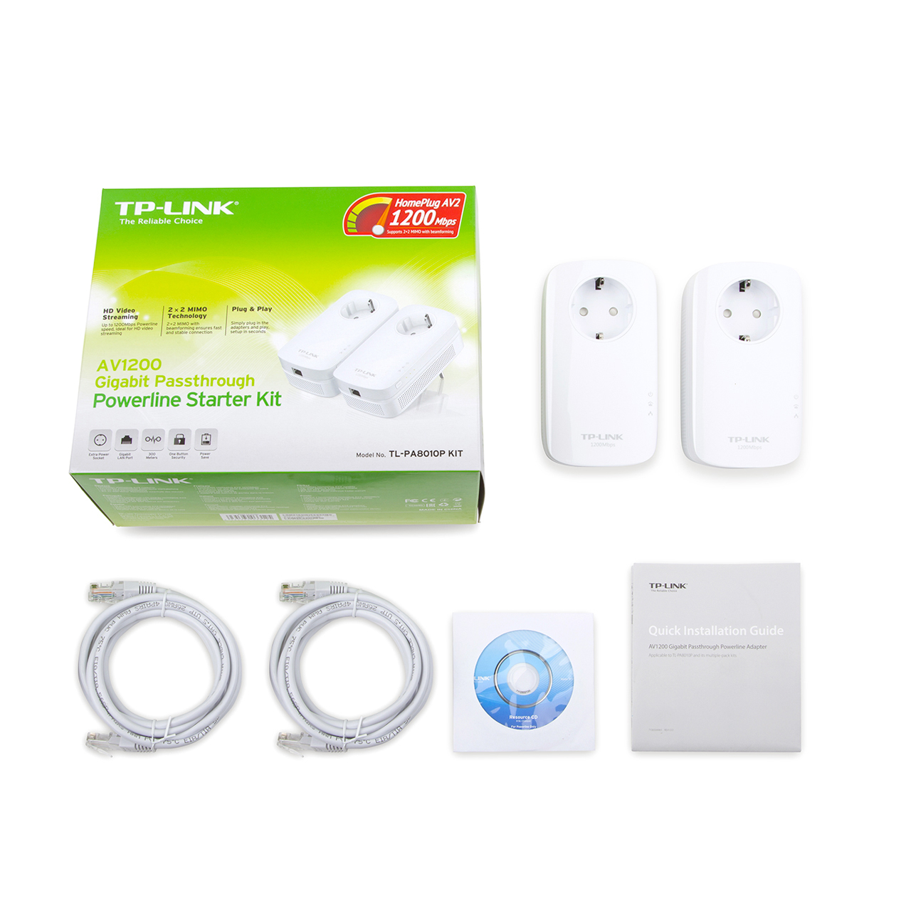 Ein TP-Link AV1200 Gigabit Passthrough Powerline Starter Kit wird angezeigt. Es enthält Adapter, Kabel, eine CD und eine Anleitung.