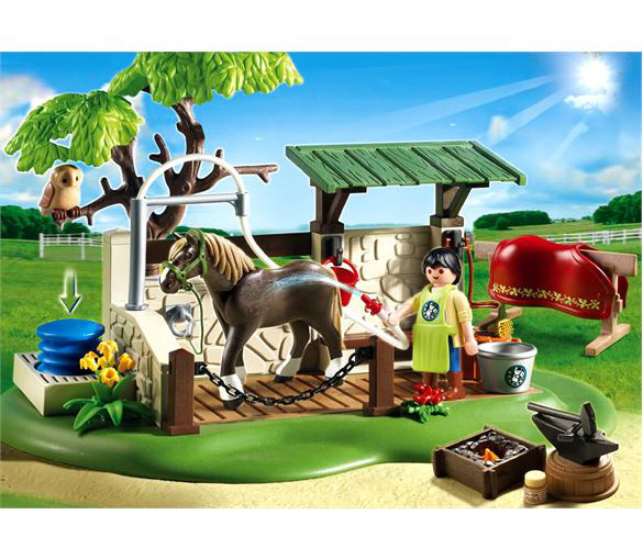 PLAYMOBIL At Bakım İstasyonu