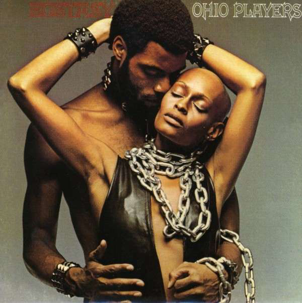 Album borító. Férfi és nő öleli egymást. Szöveg: Ohio Players, Ecstasy.