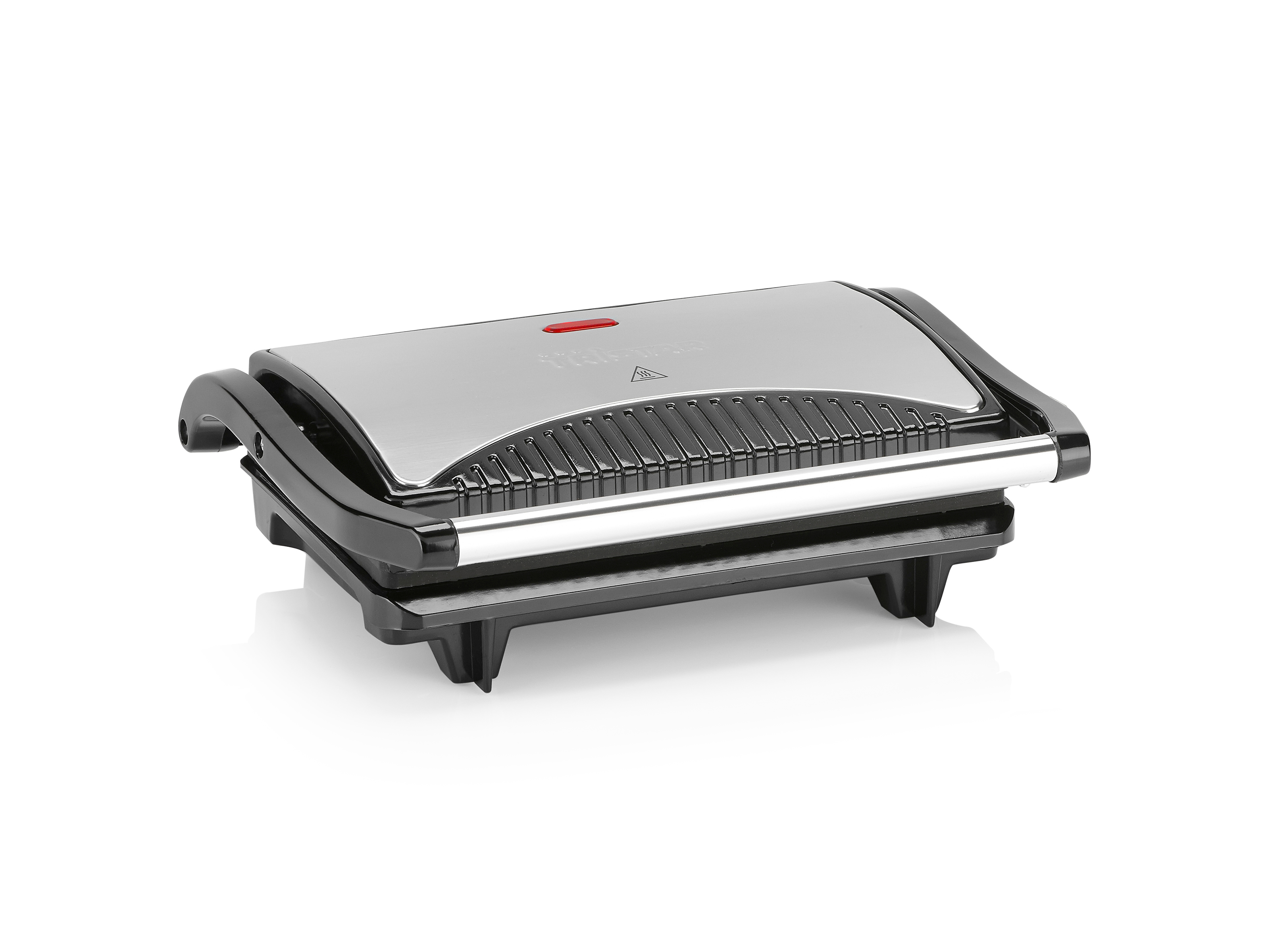 Silber-schwarzer Sandwichmaker. Rotes Licht oben. Geschlossene Position.