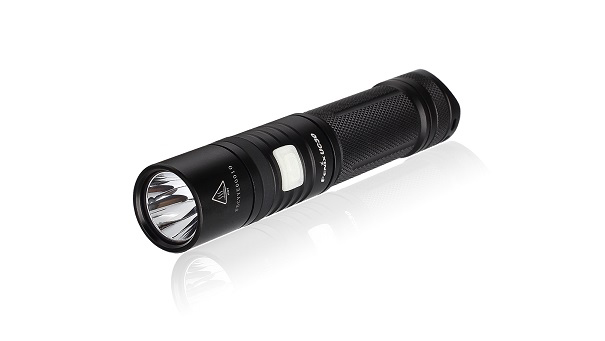 FENIX UC30 LED Taschenlampe