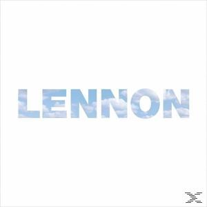 Textbasiertes Bild. Das Wort LENNON in blauen, himmelgefüllten Buchstaben geschrieben.