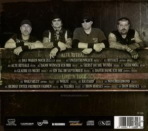 CD-Cover mit vier Männern, Bandmitgliedern und Trackliste auf Deutsch.